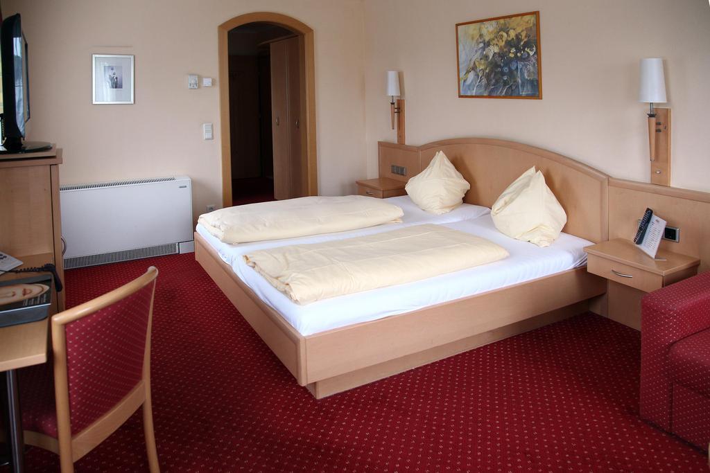 Dreibettzimmer